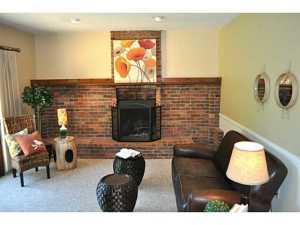 256 Old Spring Ln, Dublin, OH 43017 photo 2