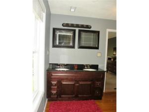 615 E 2nd St, Logan, OH 43138 photo 13