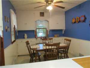 666 E Mound St, Circleville, OH 43113 photo 5