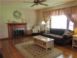 666 E Mound St, Circleville, OH 43113 photo 2