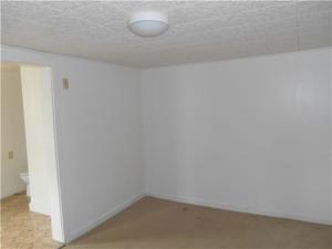 609 E Mound St, Circleville, OH 43113 photo 6