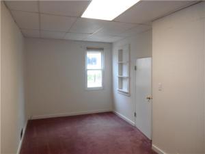 609 E Mound St, Circleville, OH 43113 photo 4