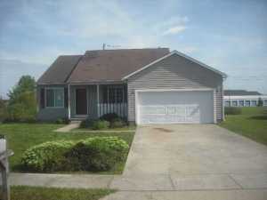 109 Christopher Dr, Hebron, OH 43025 photo 1