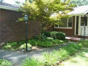 186 Cottswold Dr, Delaware, OH 43015 photo 2
