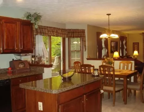 1115 Kingsgate Rd, Springfield, OH 45503 photo 10