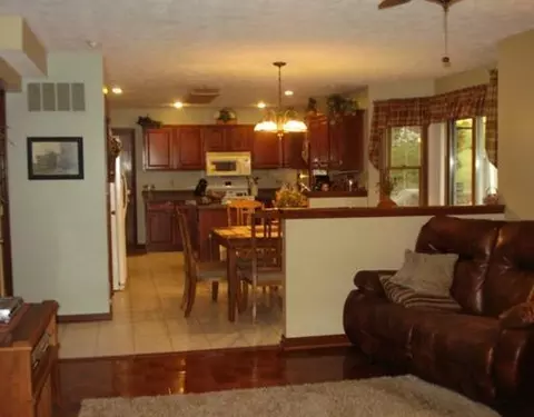 1115 Kingsgate Rd, Springfield, OH 45503 photo 6