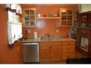 2630 Cavins Dr, Springfield, OH 45503 photo 2