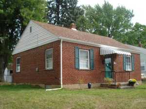 404 Cape Cod Dr, Springfield, OH 45505 photo 1
