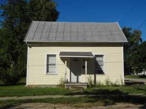 217 E Winter St, Delaware, OH 43015 photo 1