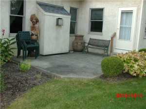 6157 Mcnaughten Grove Ln, Columbus, OH 43213 photo 2