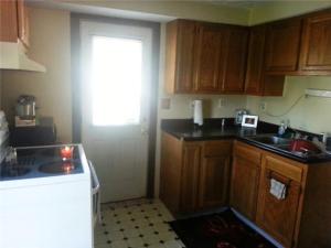 408 E Broad St, Hebron, OH 43025 photo 5