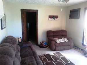 408 E Broad St, Hebron, OH 43025 photo 4