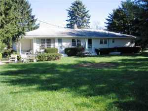 73 N Maple Dr, Hebron, OH 43025 photo 3