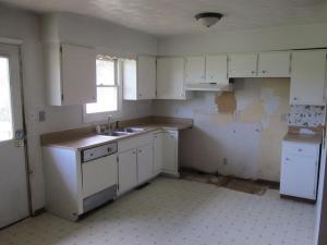 652 Huron Dr, Heath, OH 43056 photo 3
