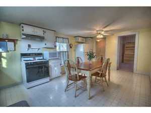 612 E Mound St, Circleville, OH 43113 photo 8