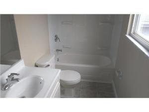 1527 Devonhurst Dr, Columbus, OH 43232 photo 6
