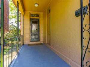 79 E Gates St, Columbus, OH 43206 photo 2