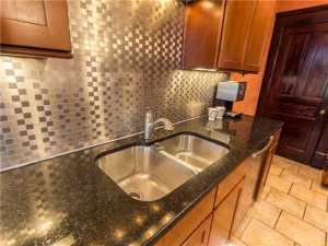 79 E Gates St, Columbus, OH 43206 photo 6