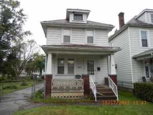 237 Whitethorne Ave, Columbus, OH 43223 photo 1