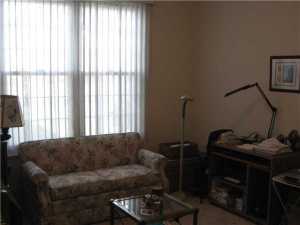 522 Hickory Bluff Dr, Columbus, OH 43213 photo 17