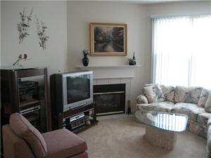 522 Hickory Bluff Dr, Columbus, OH 43213 photo 8