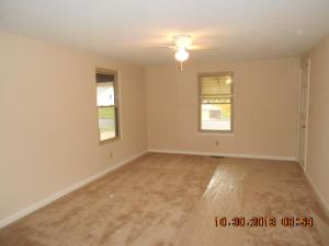 541 Mowrer Rd, Circleville, OH 43113 photo 2