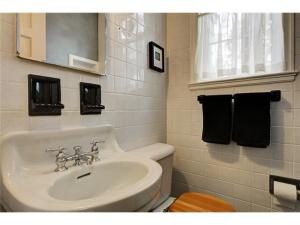 293 E Longview Ave, Columbus, OH 43202 photo 11