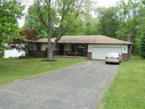 374 Madolin Dr, Lithopolis, OH 43136 photo 1