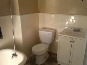 2861 Shaffer Ave, Cincinnati, OH 45211 photo 12