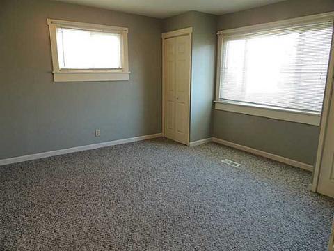 44 E Front St, Logan, OH 43138 photo 17