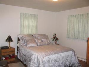 883 Richland Ter, Marion, OH 43302 photo 2