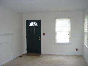 236 N Douglas Ave, Springfield, OH 45503 photo 2
