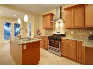 331 E Mithoff St, Columbus, OH 43206 photo 5