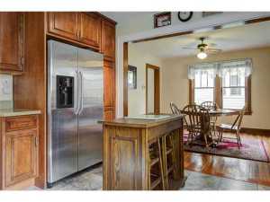 67 E Torrence Rd, Columbus, OH 43214 photo 9