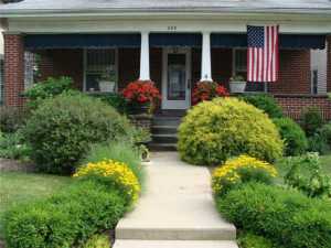 548 E 6th Ave, Lancaster, OH 43130 photo 2