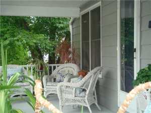 515 E Weber Rd, Columbus, OH 43202 photo 2