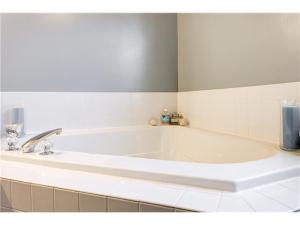 107 Harvard Loop, Delaware, OH 43015 photo 16