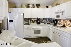 107 Harvard Loop, Delaware, OH 43015 photo 5