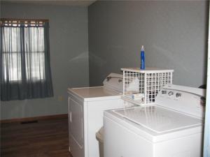 646 Caldwell Rd, Bucyrus, OH 44820 photo 15