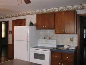 646 Caldwell Rd, Bucyrus, OH 44820 photo 4
