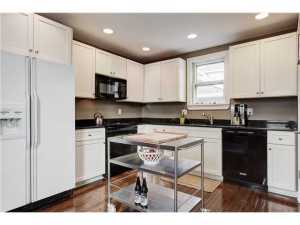 32 E Deshler Ave, Columbus, OH 43206 photo 8