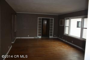 373 Russell St, De Graff, OH 43318 photo 2
