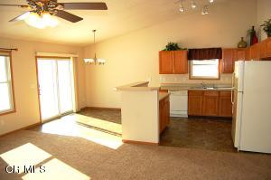 100 Salinger Dr, Lithopolis, OH 43136 photo 8