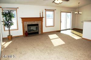 100 Salinger Dr, Lithopolis, OH 43136 photo 4