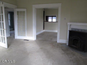 71 E Lincoln Ave, Delaware, OH 43015 photo 3