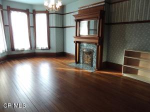 316 E Main St, Logan, OH 43138 photo 15