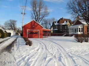 316 E Main St, Logan, OH 43138 photo 7
