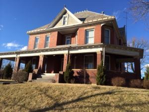 316 E Main St, Logan, OH 43138 photo 2