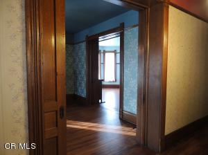 316 E Main St, Logan, OH 43138 photo 12