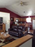 14043 Hoover Rd, Ashville, OH 43103 photo 8